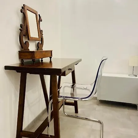 Vale Vatican Apartment